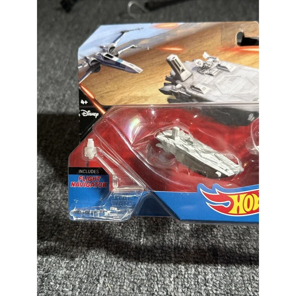 Hot Wheels Star Wars First Order Transporter X-Wing Diecast Battle Set 2015 New